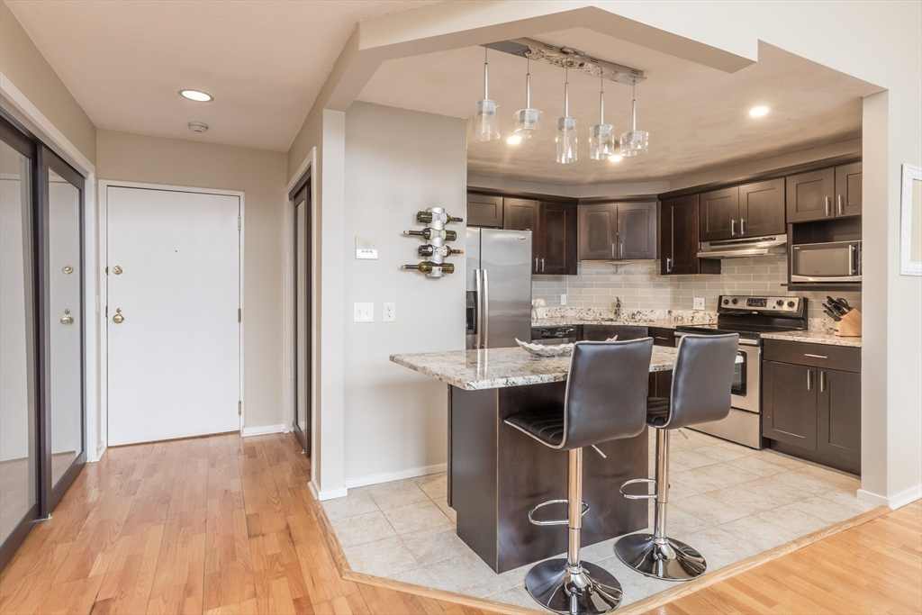 2 bed, 2 bath apartment for rent at 51 Pettee St Unit 28, Newton Upper Falls — photo 5 of 14