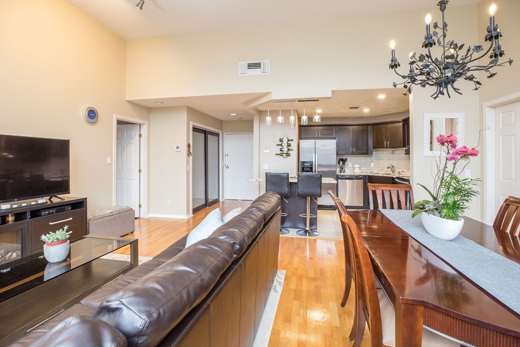 2 bed, 2 bath apartment for rent at 51 Pettee St Unit 28, Newton Upper Falls — photo 4 of 14