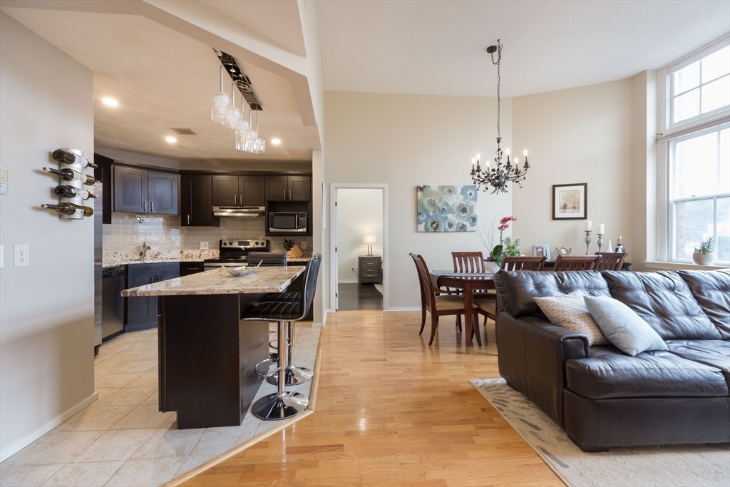 2 bed, 2 bath apartment for rent at 51 Pettee St Unit 28, Newton Upper Falls — photo 3 of 14
