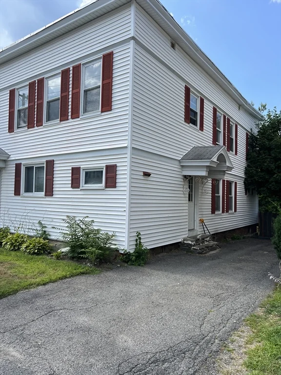 3 bed, 1 bath apartment for rent at 51 Pine Unit 2, Fitchburg — photo 12 of 12