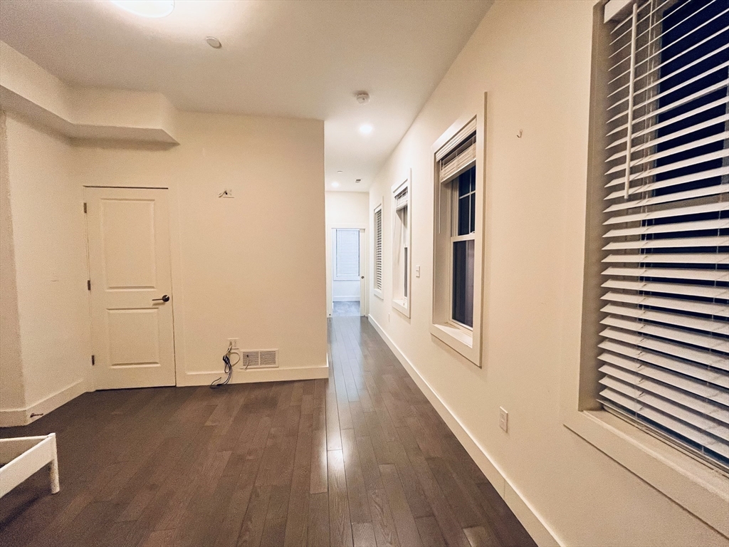 2 bed, 2 bath apartment for rent at 51 Pitman St Unit 02, Spring Hill — photo 12 of 14