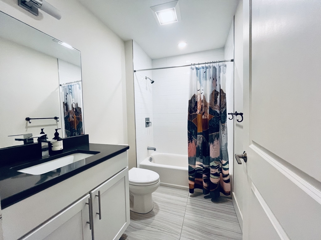 2 bed, 2 bath apartment for rent at 51 Pitman St Unit 02, Spring Hill — photo 8 of 14