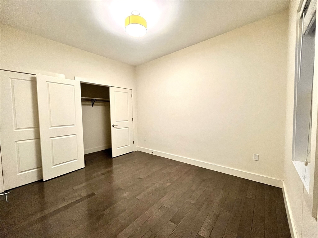 2 bed, 2 bath apartment for rent at 51 Pitman St Unit 02, Spring Hill — photo 6 of 14