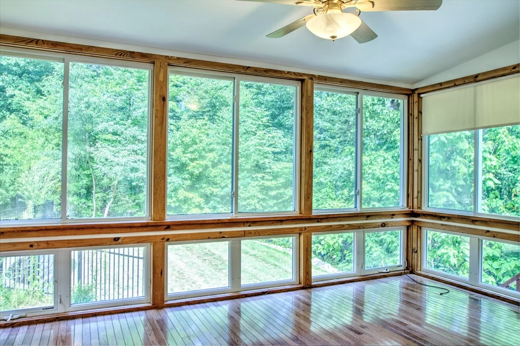 3 bed, 2 bath apartment for rent at 51 Pleasant St, Westford — photo 12 of 25