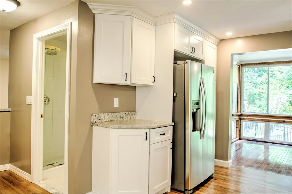 3 bed, 2 bath apartment for rent at 51 Pleasant St, Westford — photo 8 of 25