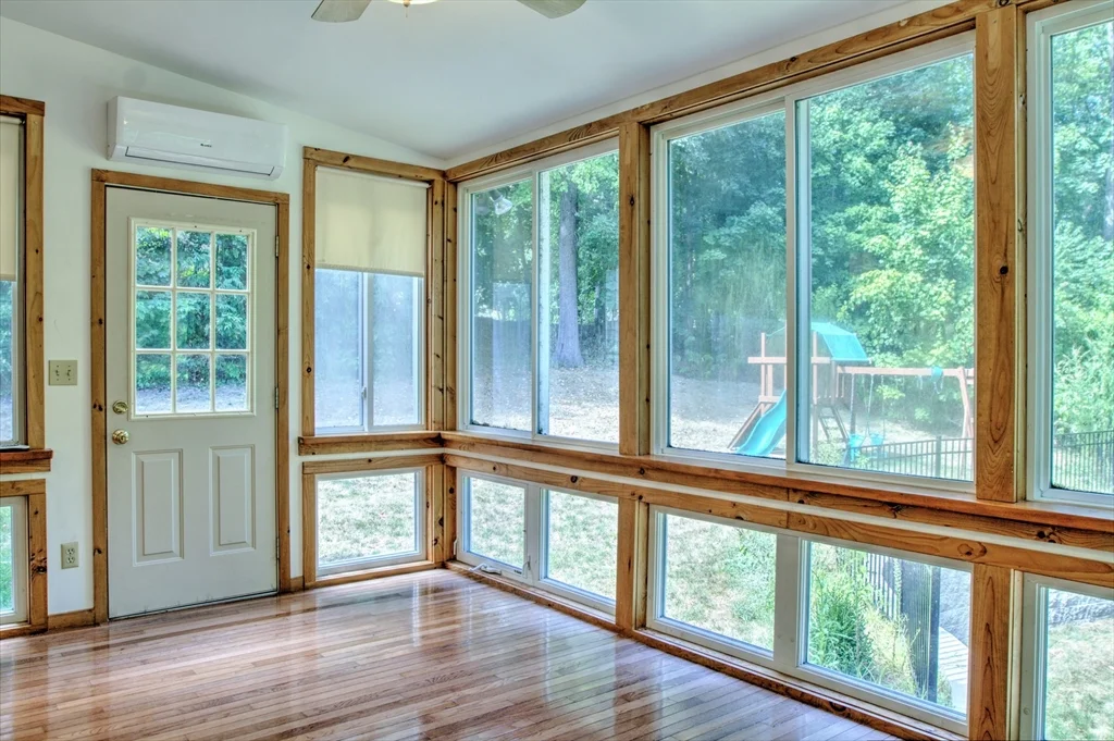 3 bed, 2 bath apartment for rent at 51 Pleasant St, Westford — photo 13 of 25