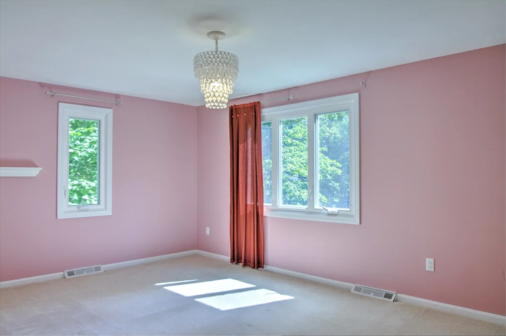 3 bed, 2 bath apartment for rent at 51 Pleasant St, Westford — photo 20 of 25