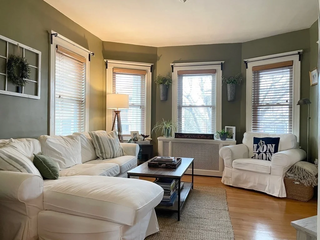 2 bed, 1 bath apartment for rent at 51 Presentation Rd Unit 1, Brighton — photo 4 of 15