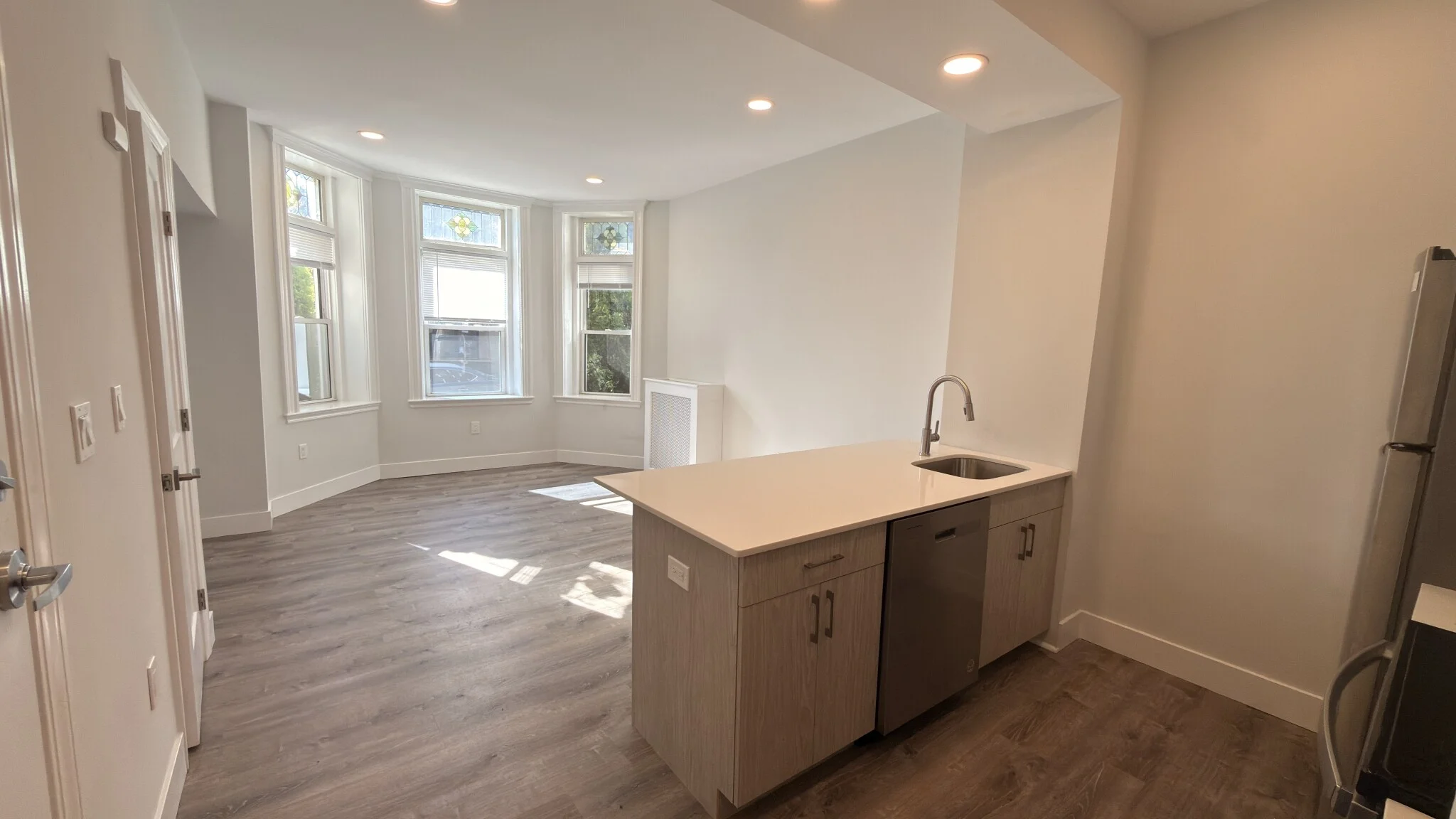1 bed, 1 bath apartment for rent at 51 Queensberry St Unit 2F, Fenway — photo 4 of 19