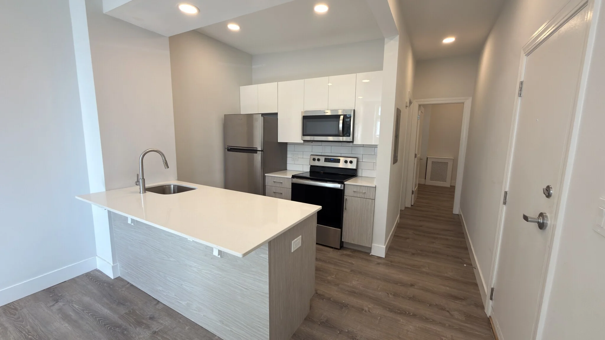 1 bed, 1 bath apartment for rent at 51 Queensberry St Unit 2F, Fenway