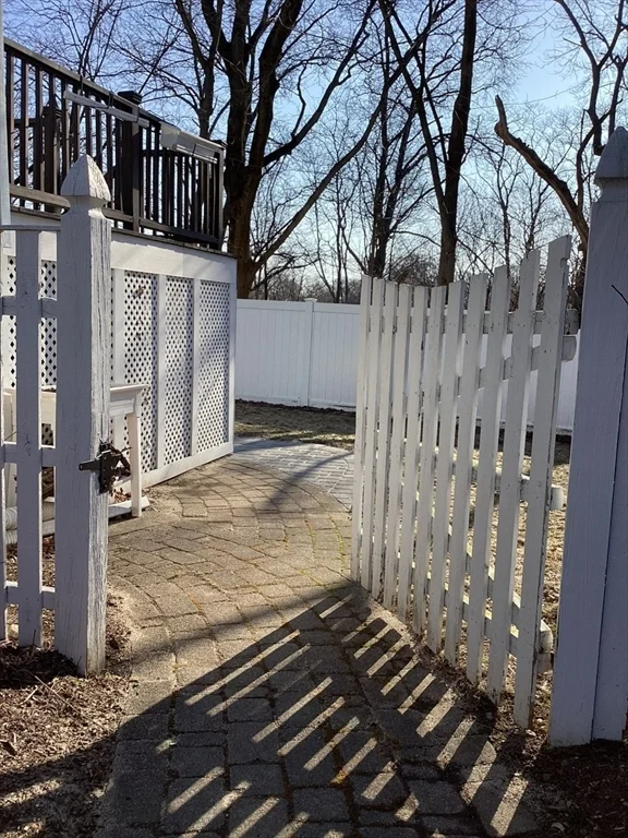 Studio bed, 1 bath apartment for rent at 51 Rangeley Rd Unit 1, Arlington — photo 19 of 19