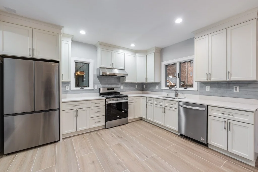 3 bed, 2 bath apartment for rent at 51 Reed Unit 51, North Cambridge — photo 2 of 22