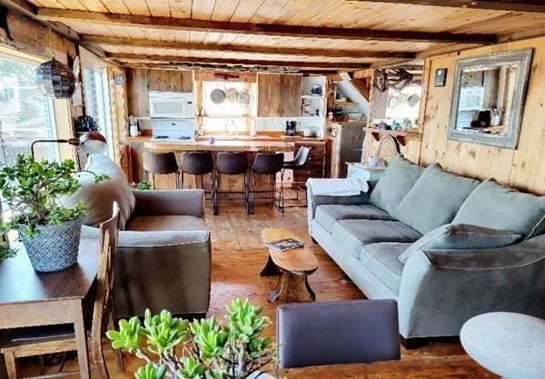 3 bed, 3 bath apartment for rent at 51 Reservation Terr Unit WINTER, Plum Island — photo 3 of 17