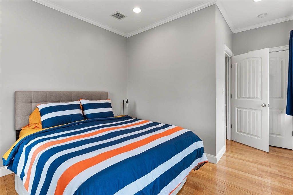 3 bed, 2 bath apartment for rent at 51 Robey Unit 51, Roxbury — photo 10 of 29