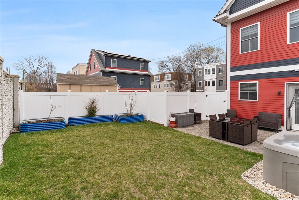 3 bed, 2 bath apartment for rent at 51 Robey Unit 51, Roxbury — photo 22 of 29