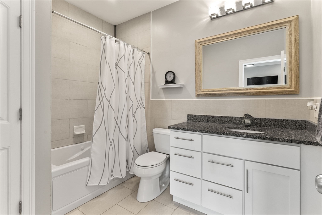 3 bed, 2 bath apartment for rent at 51 Robey Unit 51, Roxbury — photo 19 of 29