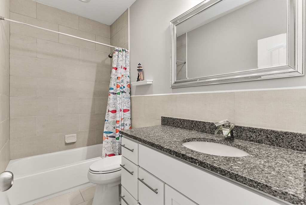 3 bed, 2 bath apartment for rent at 51 Robey Unit 51, Roxbury — photo 11 of 29