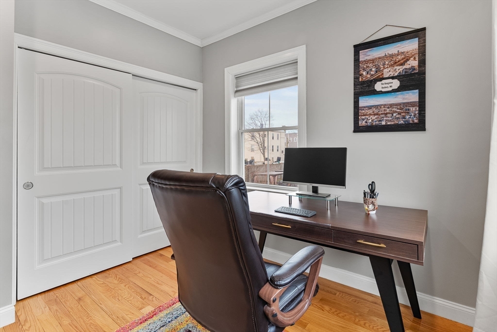 3 bed, 2 bath apartment for rent at 51 Robey Unit 51, Roxbury — photo 14 of 29