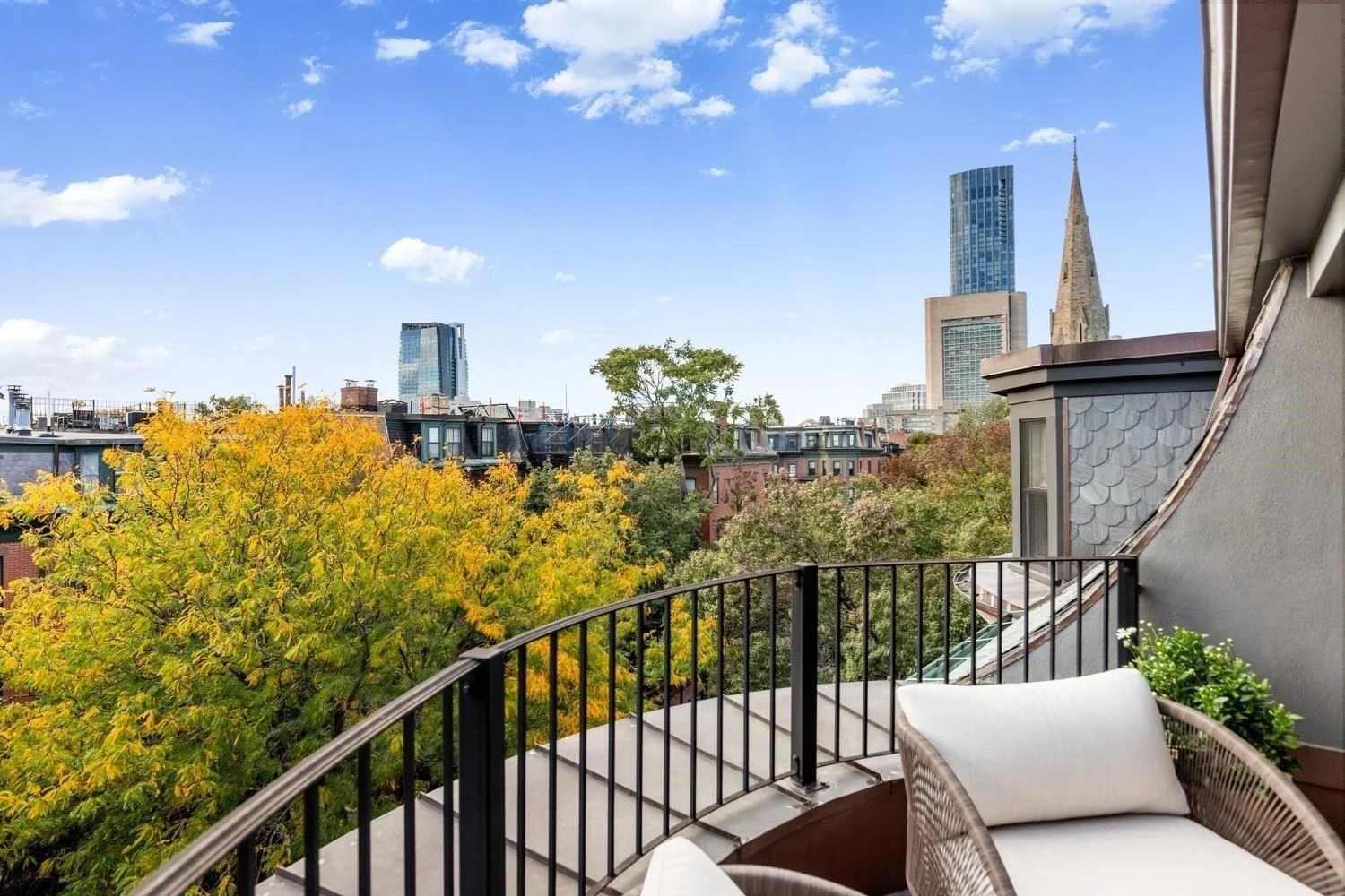 2 bed, 3 bath apartment for rent at 51 Rutland Sq Unit PH, South End — photo 31 of 34