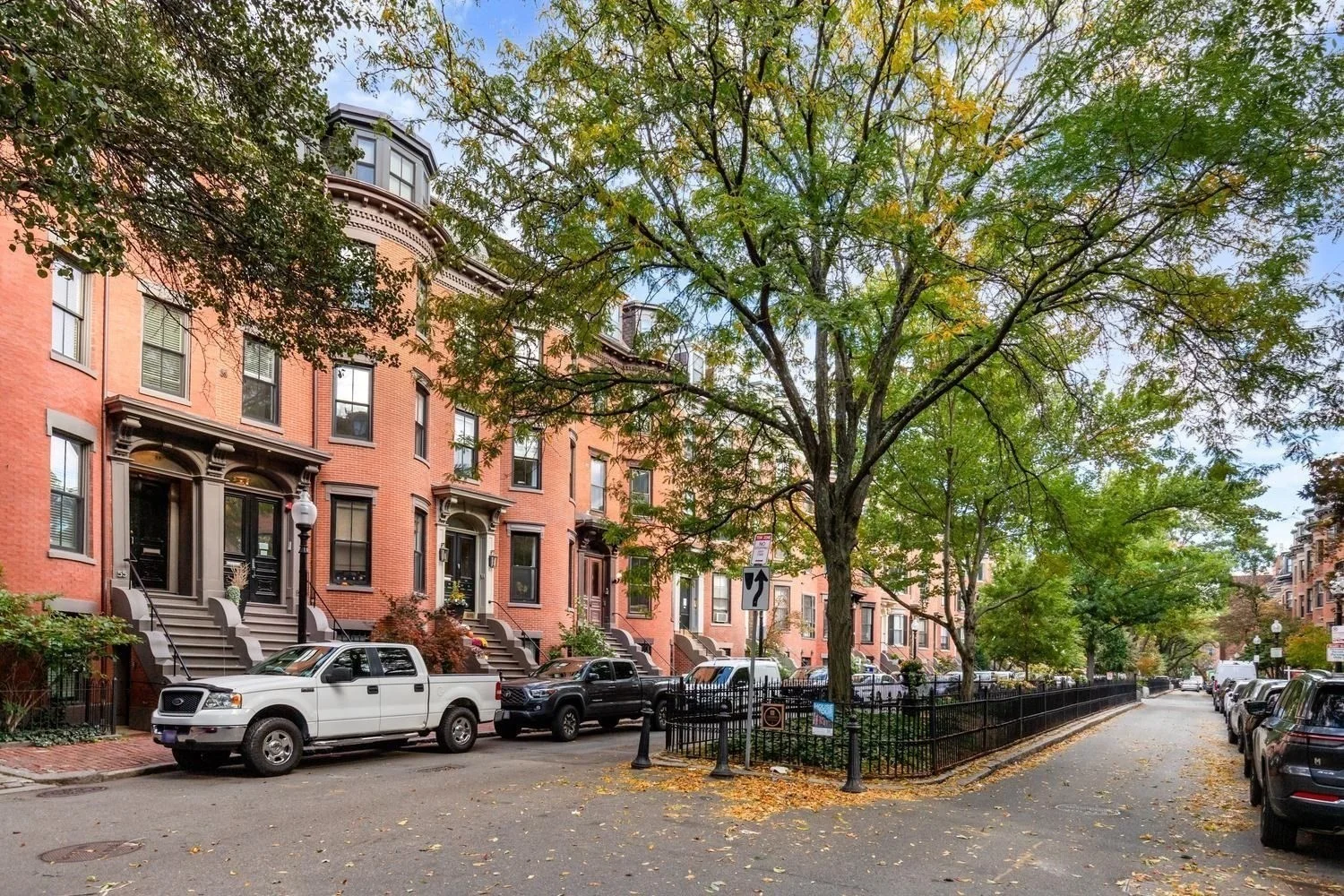 2 bed, 3 bath apartment for rent at 51 Rutland Sq Unit PH, South End — photo 33 of 34