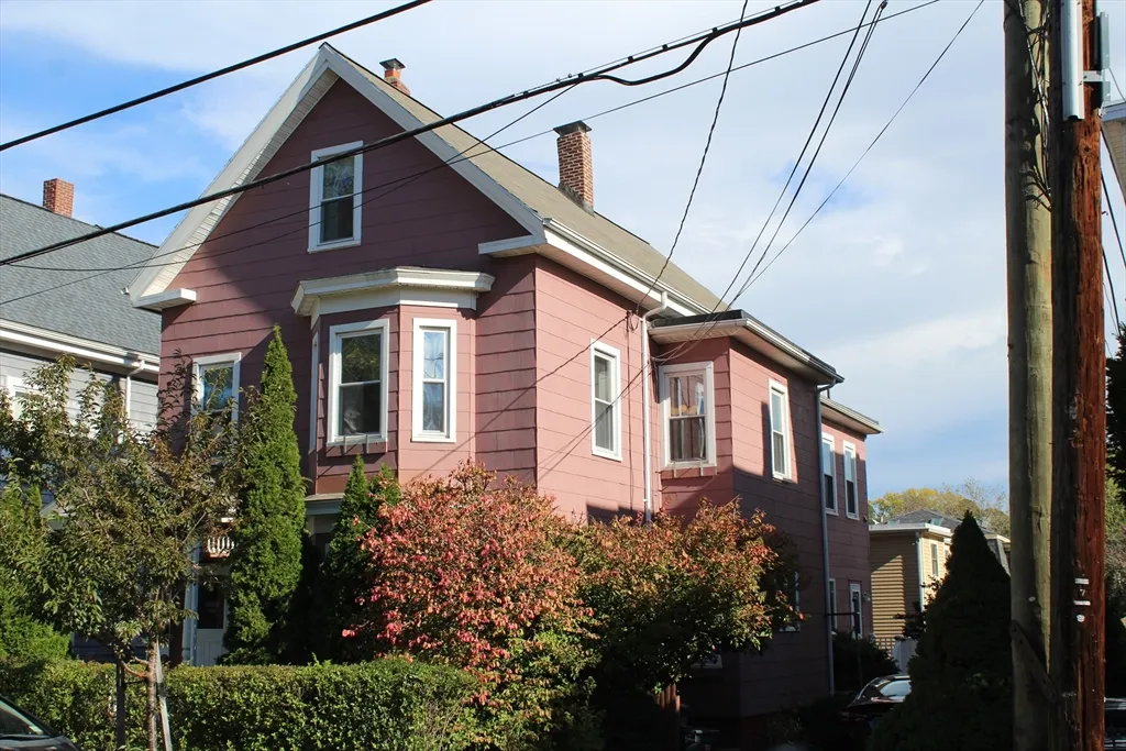 2 bed, 1 bath apartment for rent at 51 School St Unit 2, Union Square — photo 1 of 8
