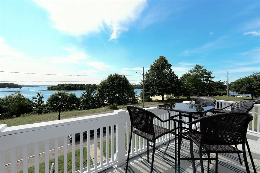 4 bed, 1 bath apartment for rent at 51 South Blvd Unit Weekly, Onset Bay — photo 15 of 31