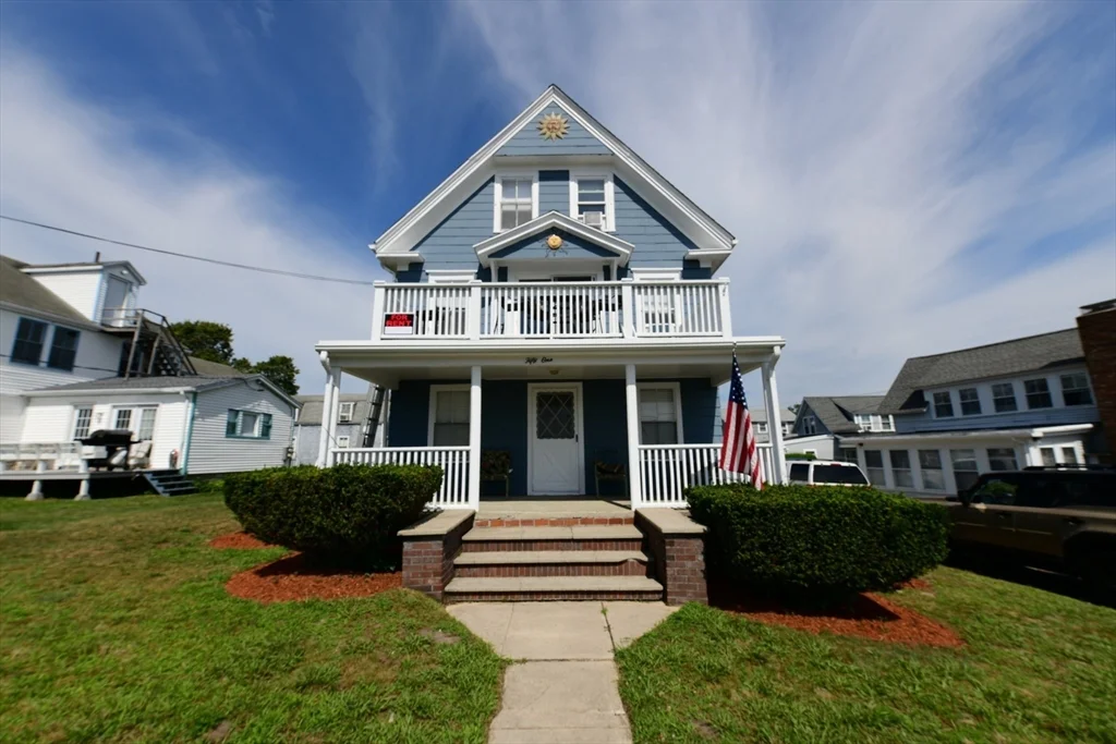 4 bed, 1 bath apartment for rent at 51 South Blvd Unit Weekly, Onset Bay — photo 2 of 31