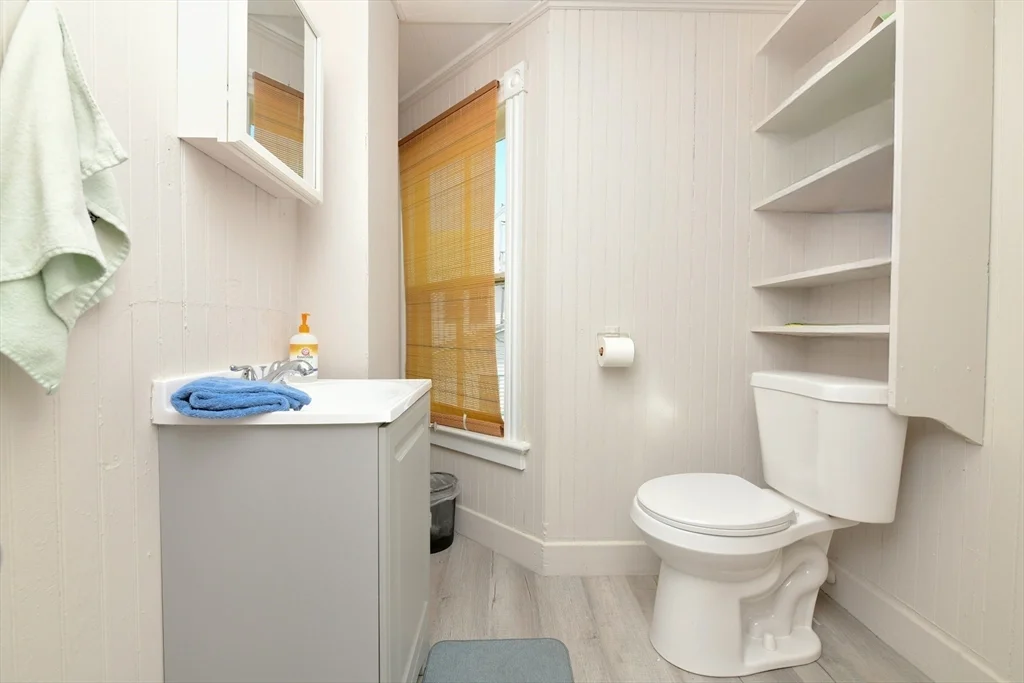 4 bed, 1 bath apartment for rent at 51 South Blvd Unit Weekly, Onset Bay — photo 17 of 31