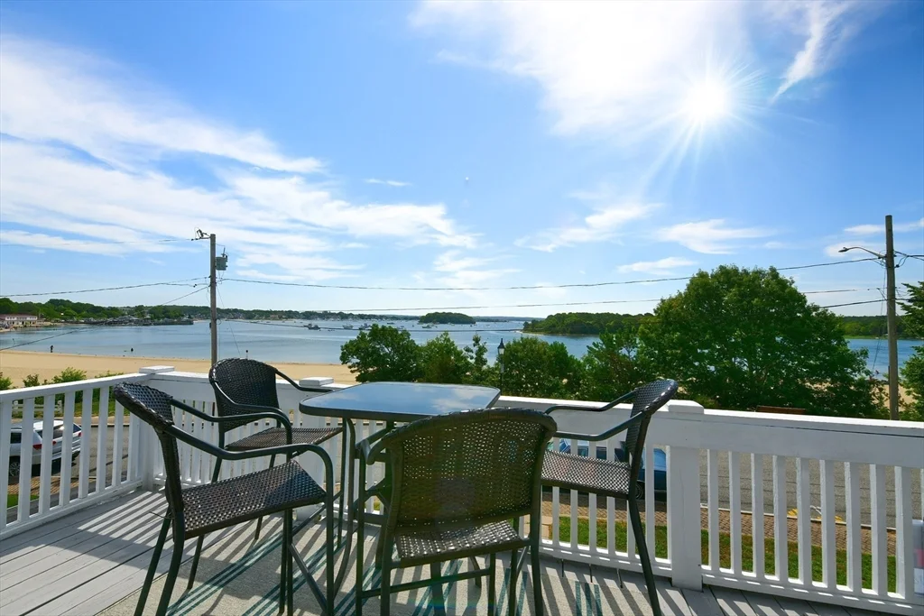 4 bed, 1 bath apartment for rent at 51 South Blvd Unit Weekly, Onset Bay — photo 12 of 31
