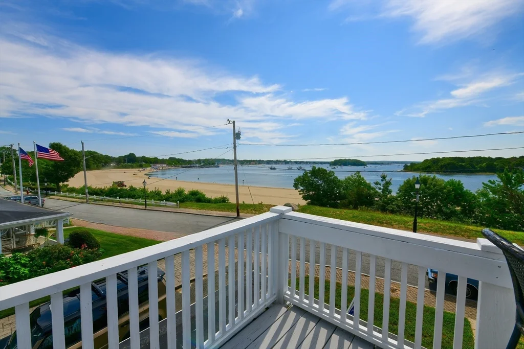4 bed, 1 bath apartment for rent at 51 South Blvd Unit Weekly, Onset Bay — photo 16 of 31