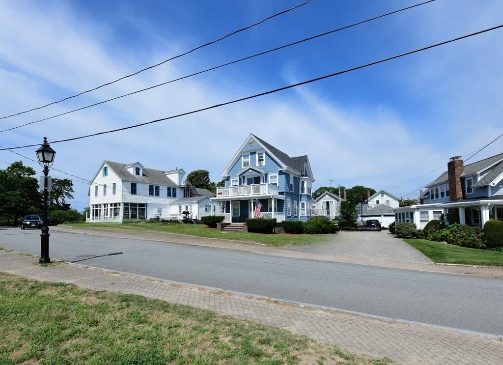 4 bed, 1 bath apartment for rent at 51 South Blvd Unit Weekly, Onset Bay — photo 29 of 31