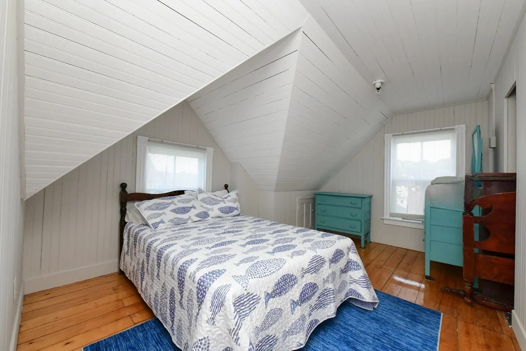 4 bed, 1 bath apartment for rent at 51 South Blvd Unit Weekly, Onset Bay — photo 21 of 31