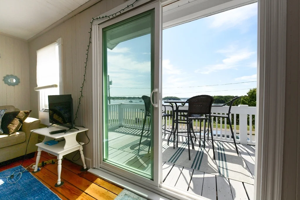 4 bed, 1 bath apartment for rent at 51 South Blvd Unit Weekly, Onset Bay — photo 11 of 31
