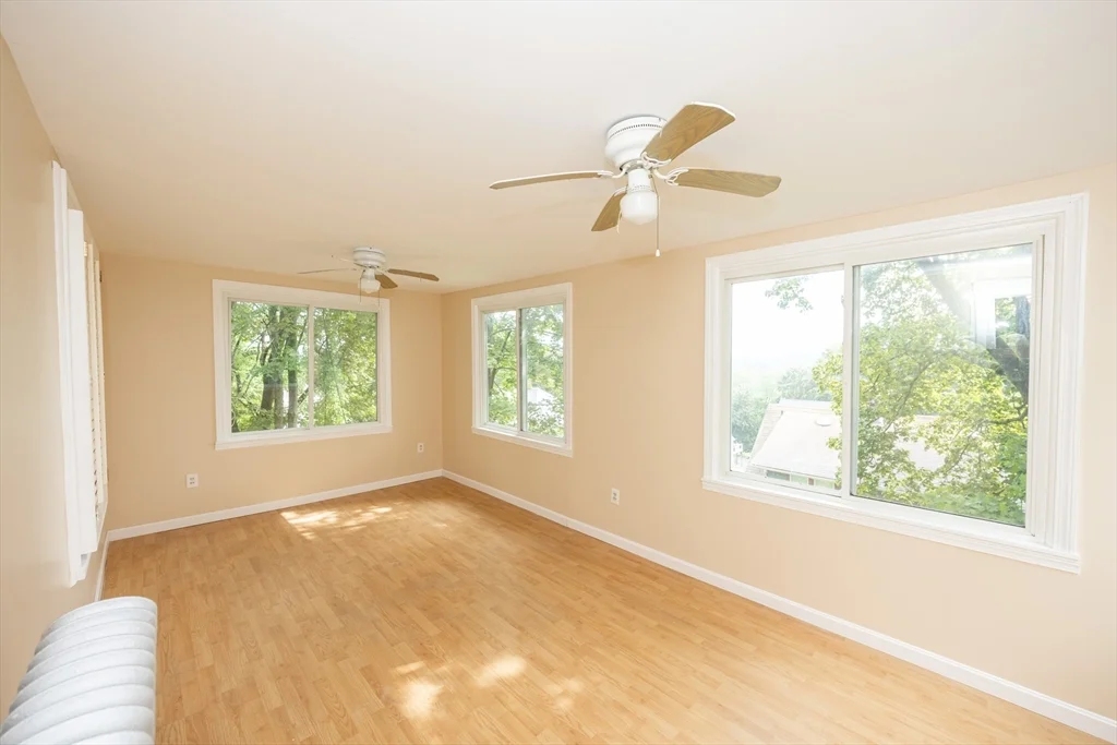 3 bed, 1 bath apartment for rent at 51 South Lenox St Unit 2, Worcester — photo 11 of 17