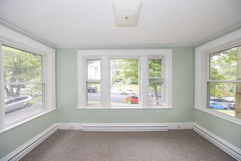 3 bed, 1 bath apartment for rent at 51 South Lenox St Unit 2, Worcester — photo 9 of 17