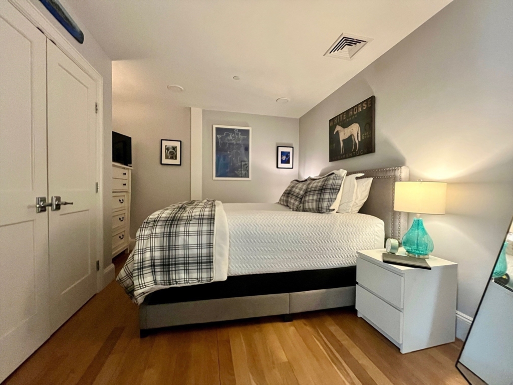 1 bed, 1 bath apartment for rent at 51 South St Unit 204, Hingham — photo 9 of 14