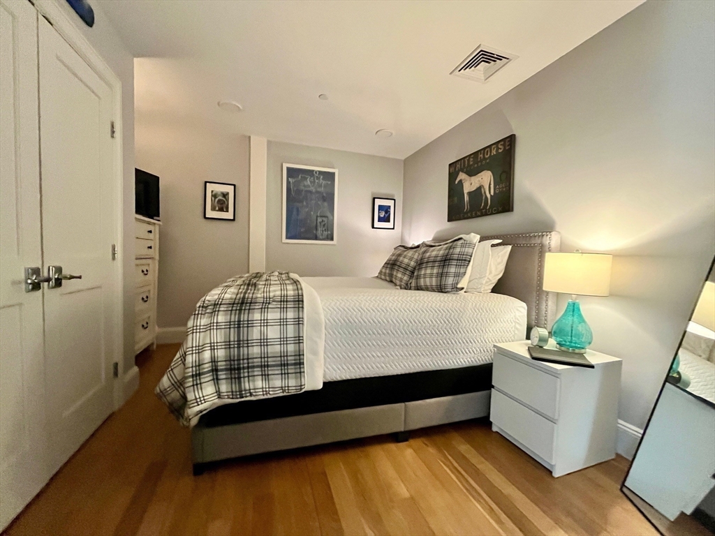 1 bed, 1 bath apartment for rent at 51 South St Unit 204, Hingham — photo 8 of 14