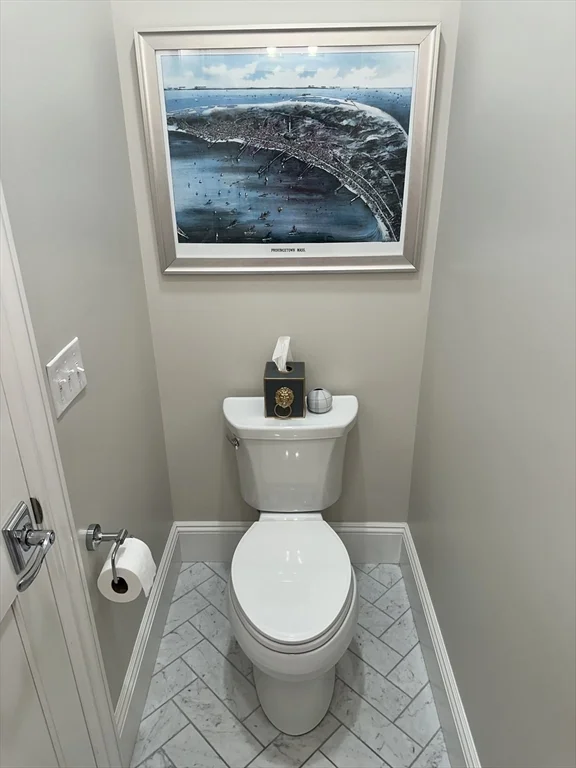 2 bed, 1 bath apartment for rent at 51 South St Unit 302, Hingham — photo 14 of 17