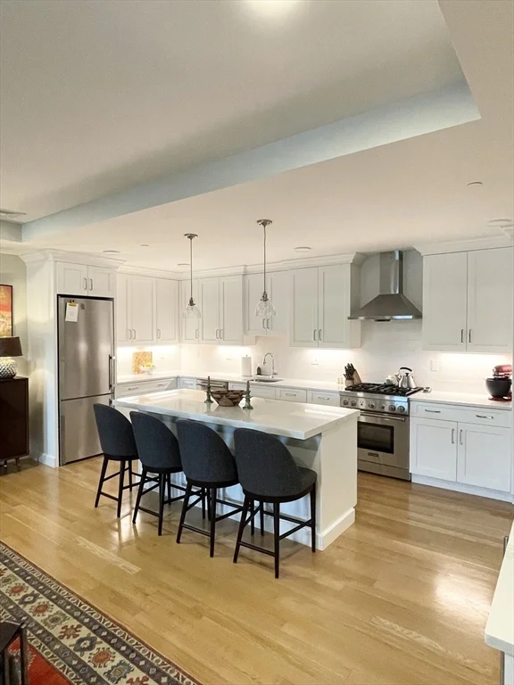 2 bed, 1 bath apartment for rent at 51 South St Unit 302, Hingham — photo 3 of 17