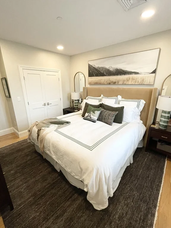 2 bed, 1 bath apartment for rent at 51 South St Unit 302, Hingham — photo 9 of 17