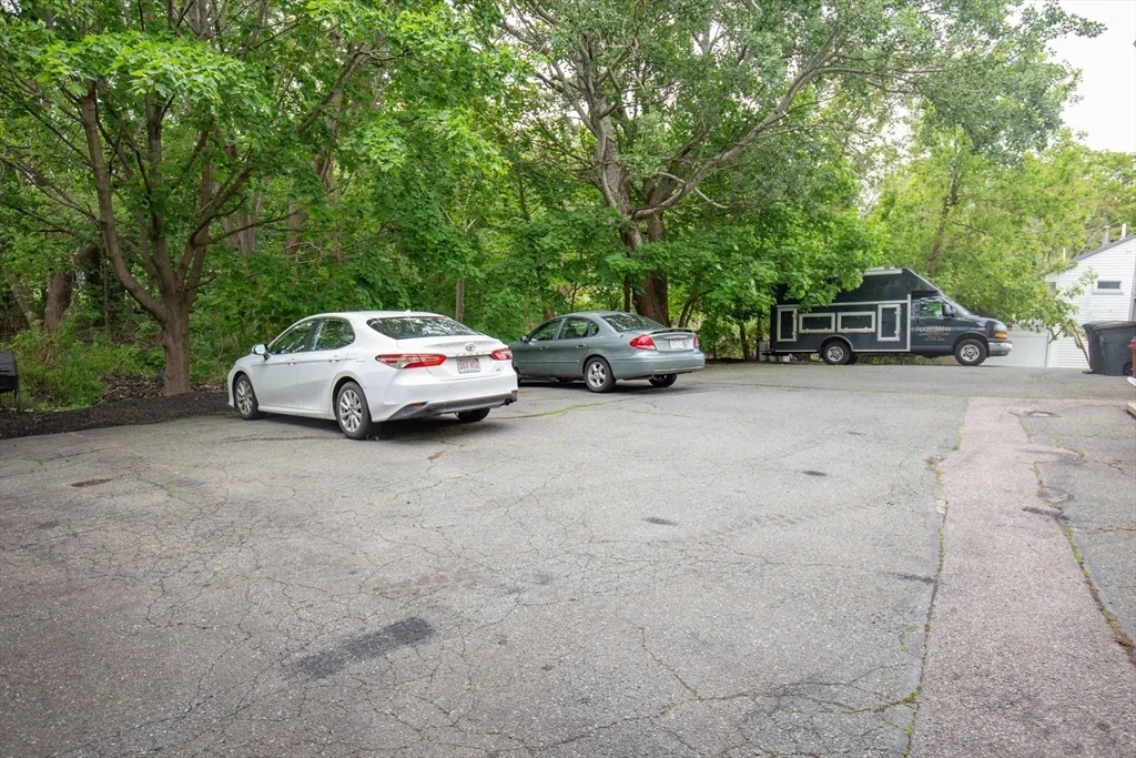 1 bed, 1 bath apartment for rent at 51 Stoughton St Unit 1, Quincy — photo 8 of 9