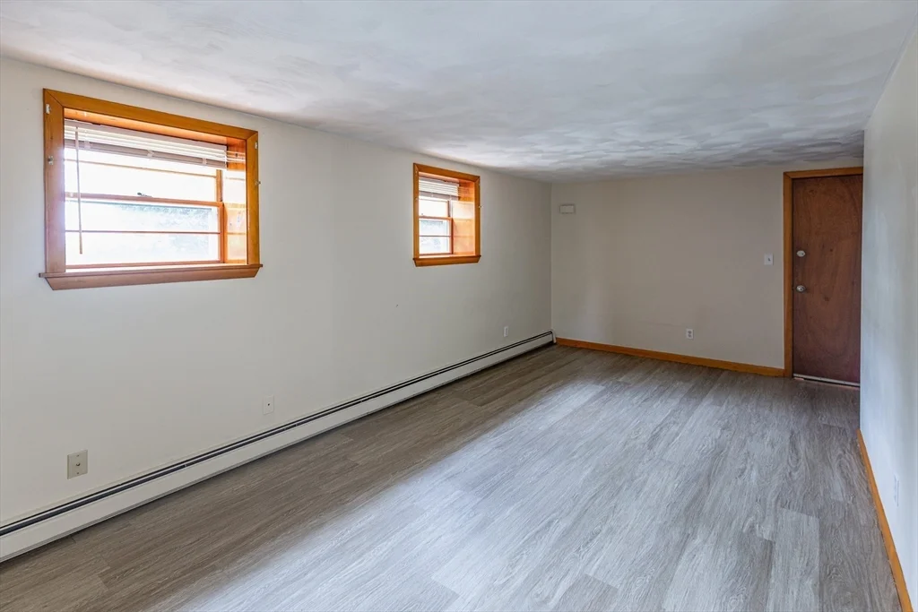 1 bed, 1 bath apartment for rent at 51 Stoughton St Unit 1, Quincy — photo 4 of 9