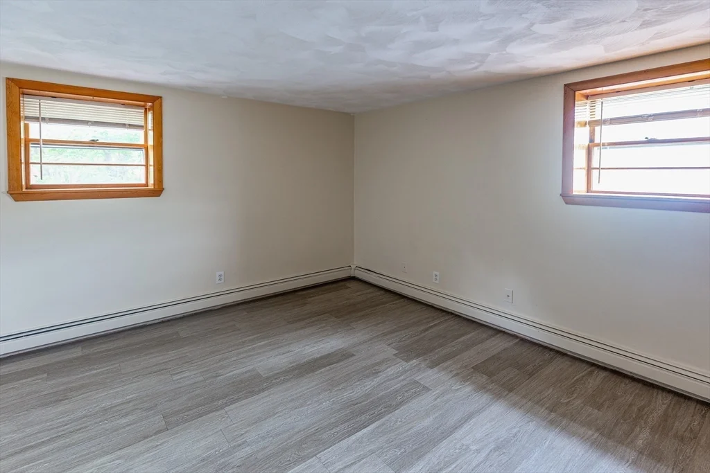 1 bed, 1 bath apartment for rent at 51 Stoughton St Unit 1, Quincy — photo 5 of 9