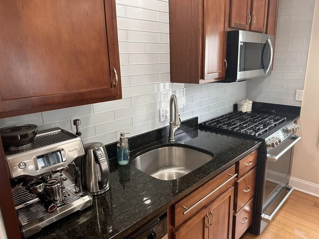 2 bed, 2 bath apartment for rent at 51 Taylor St Unit 4, Waltham — photo 4 of 30