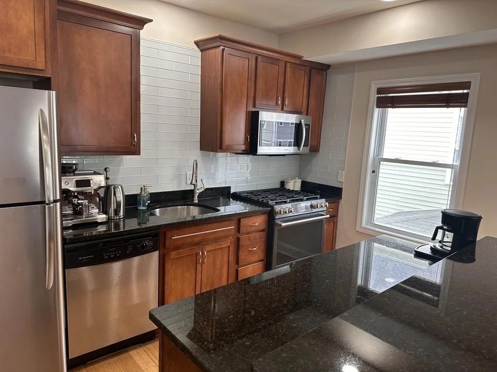 2 bed, 2 bath apartment for rent at 51 Taylor St Unit 4, Waltham — photo 1 of 30