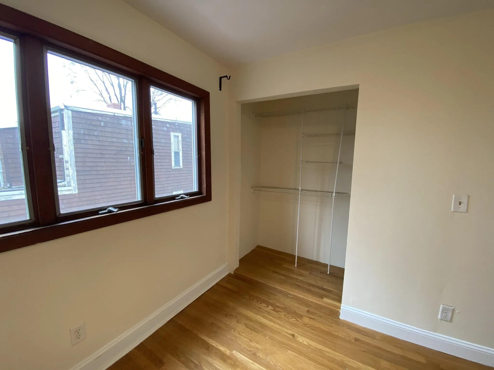 3 bed, 1 bath apartment for rent at 51 Telegraph St Unit 2, South Boston — photo 18 of 25