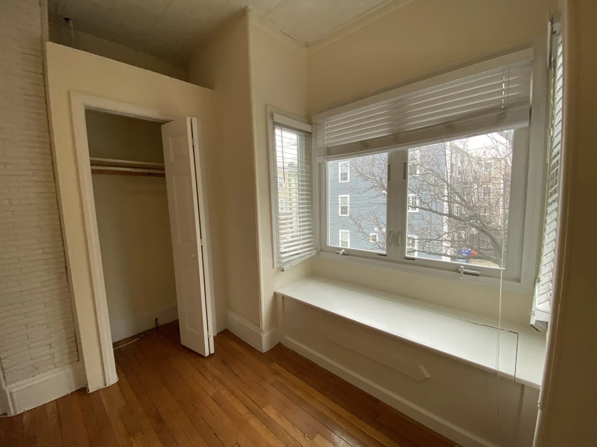 3 bed, 1 bath apartment for rent at 51 Telegraph St Unit 2, South Boston — photo 14 of 25