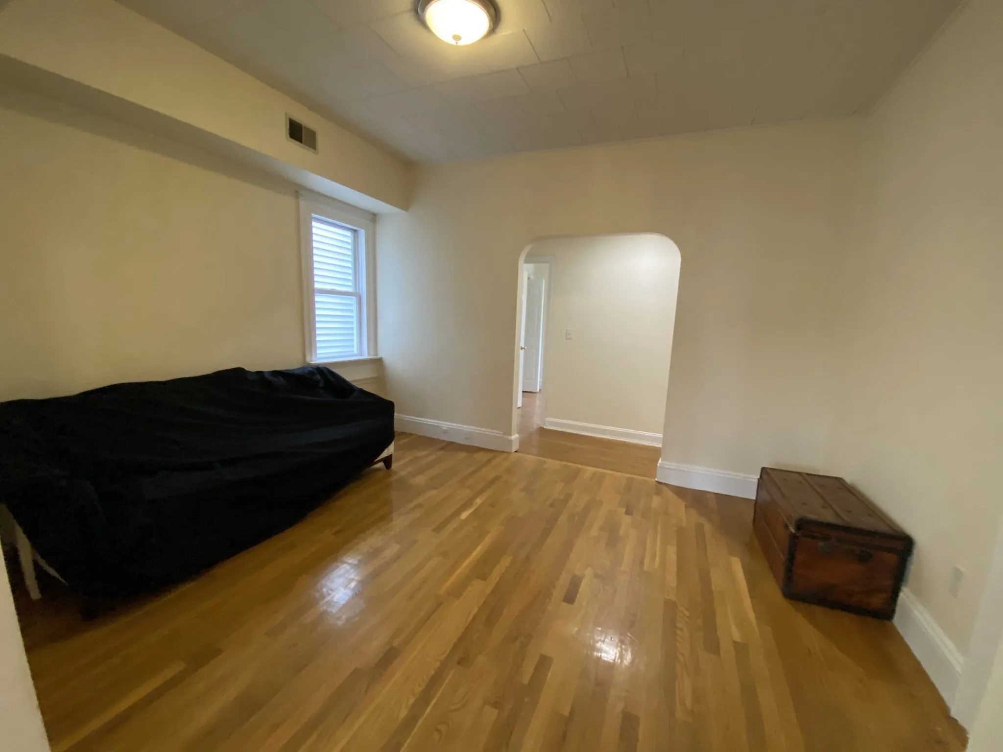 3 bed, 1 bath apartment for rent at 51 Telegraph St Unit 2, South Boston — photo 8 of 25