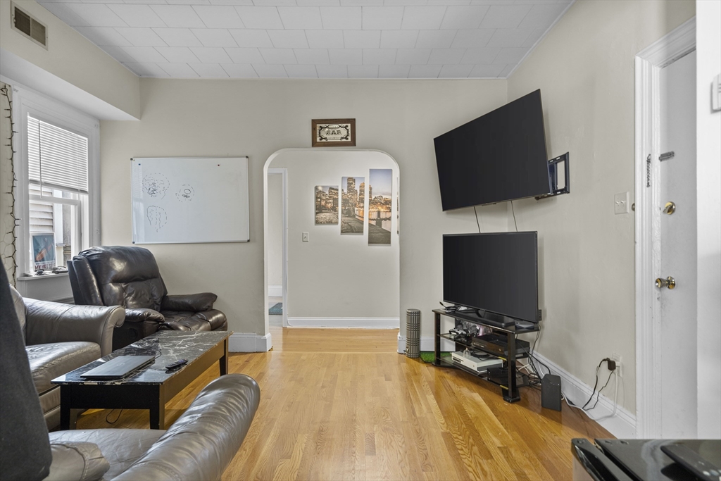 3 bed, 1 bath apartment for rent at 51 Telegraph Unit 2, South Boston — photo 6 of 12