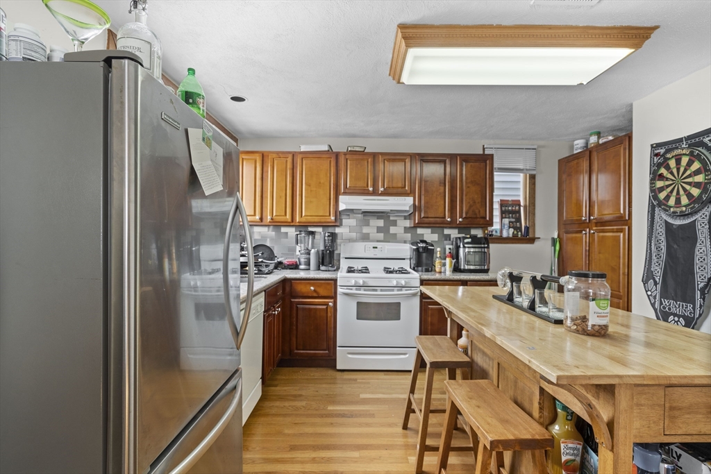 3 bed, 1 bath apartment for rent at 51 Telegraph Unit 2, South Boston — photo 2 of 12